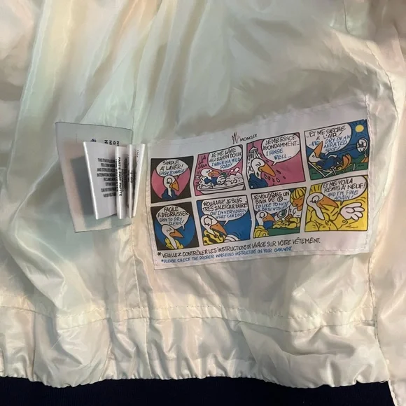 Moncler Navy Pepper Grenoble with detachable hood and original tags - Picture 5 of 9